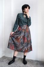 Load image into Gallery viewer, VINVERT FORESTA SKIRT