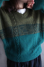 Load image into Gallery viewer, RINALD / SHADING FOREST CABLE WOOL SWEATER