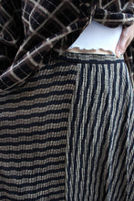 Load image into Gallery viewer, DUO STRIPED PLEATED SKIRT