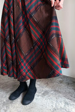 Load image into Gallery viewer, PLAID WOOL PLEATED SKIRT