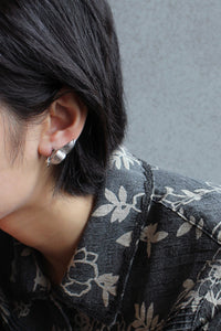HAMMERED ETCHED BIRD EARRINGS