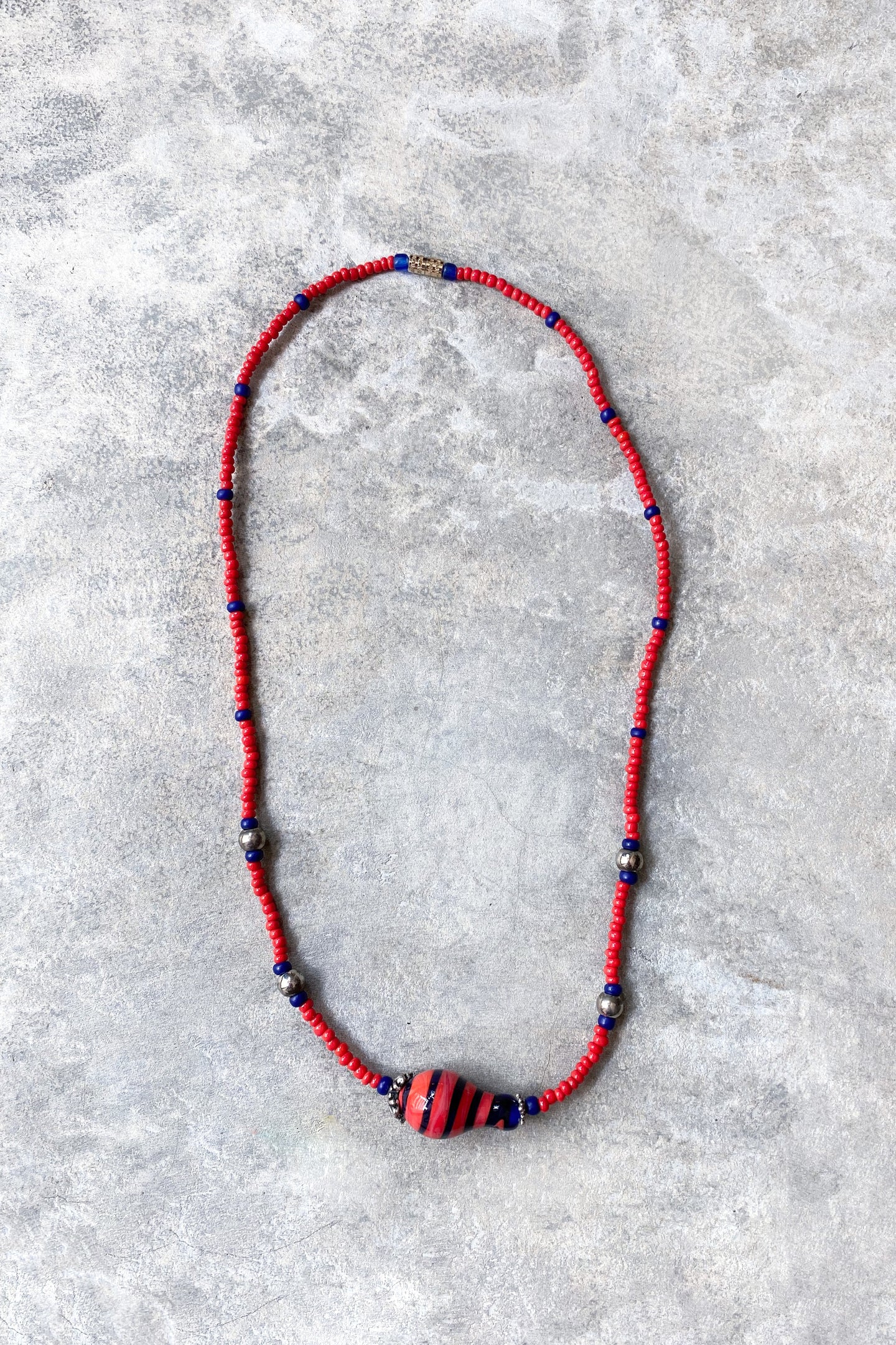 RED GLASS BEADED NECKLACE