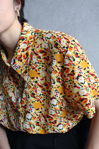 70s YELLOW BLOUSE WITH SMALL DAISIES