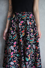 Load image into Gallery viewer, COLORFUL GEOMETRIC SKIRT