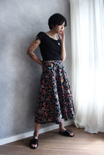 Load image into Gallery viewer, COLORFUL GEOMETRIC SKIRT