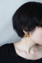 Load image into Gallery viewer, EDGY MANGO EARRINGS
