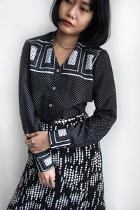 ROTH KIRCH / DOTTED DAGGER COLLAR BLOUSE