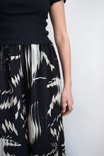 Load image into Gallery viewer, ABSTRACT PRINT PALAZZO PANTS