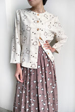 Load image into Gallery viewer, WHITE CUBED TUNIC BLOUSE