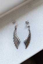 Load image into Gallery viewer, STERLING SILVER RIDGED WING EARRINGS