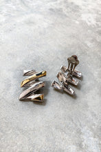 Load image into Gallery viewer, ZIGZAG CLIP ON EARRINGS