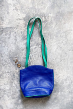 Load image into Gallery viewer, ALEDA FIRENZE / BUTTERY LEATHER SHOULDER BAG