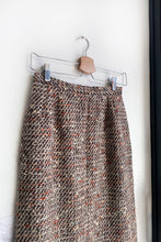 Load image into Gallery viewer, BOUCLE WOOL PENCIL SKIRT