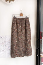 Load image into Gallery viewer, BOUCLE WOOL PENCIL SKIRT