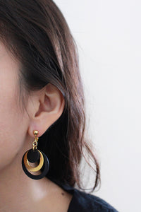 BLACK AND GOLD PLATE EARRINGS