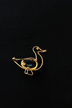 Load image into Gallery viewer, FAUNA DUCKLING BROOCH