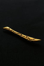 Load image into Gallery viewer, FILIGREE STICK BROOCH