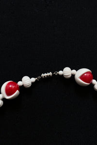 RED & WHITE ABSTRACT BEADED NECKLACE