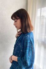 Load image into Gallery viewer, OCEANIA BLOUSE IN TEAL