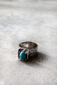 SARAH COVENTRY / HAMMERED TURQUOISE RING