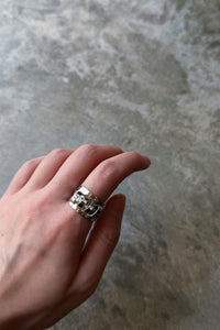 SARAH COVENTRY / TWISTED WIRE OPEN BAND RING