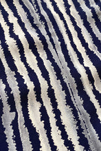 Load image into Gallery viewer, NAVY RIDGED STRIPES SHIRT