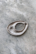 Load image into Gallery viewer, RING SCULPTURE BROOCH