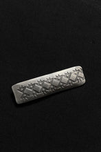 Load image into Gallery viewer, SILVER ABSTRACT HAMMERED BROOCH