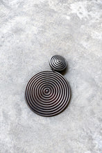Load image into Gallery viewer, SILVER SWIRL CLIP ON EARRINGS