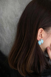 TRIAD / BABY BLUE LUCITE EARRINGS