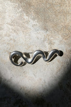 Load image into Gallery viewer, MATTE SILVER SQUIGGLE BROOCH