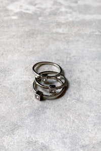 AVON / 3 STACKABLE RINGS