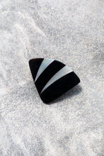 Load image into Gallery viewer, STRIPED TRIANGULAR BROOCH IN MOP