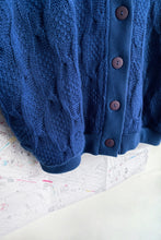 Load image into Gallery viewer, 70s TAIWAN R.O.C. CABLEKNIT CARDIGAN